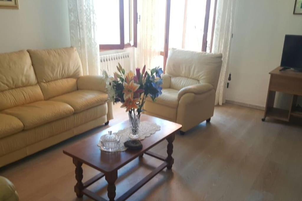 Casa Mariella סן לורנצו אל מארה מראה חיצוני תמונה